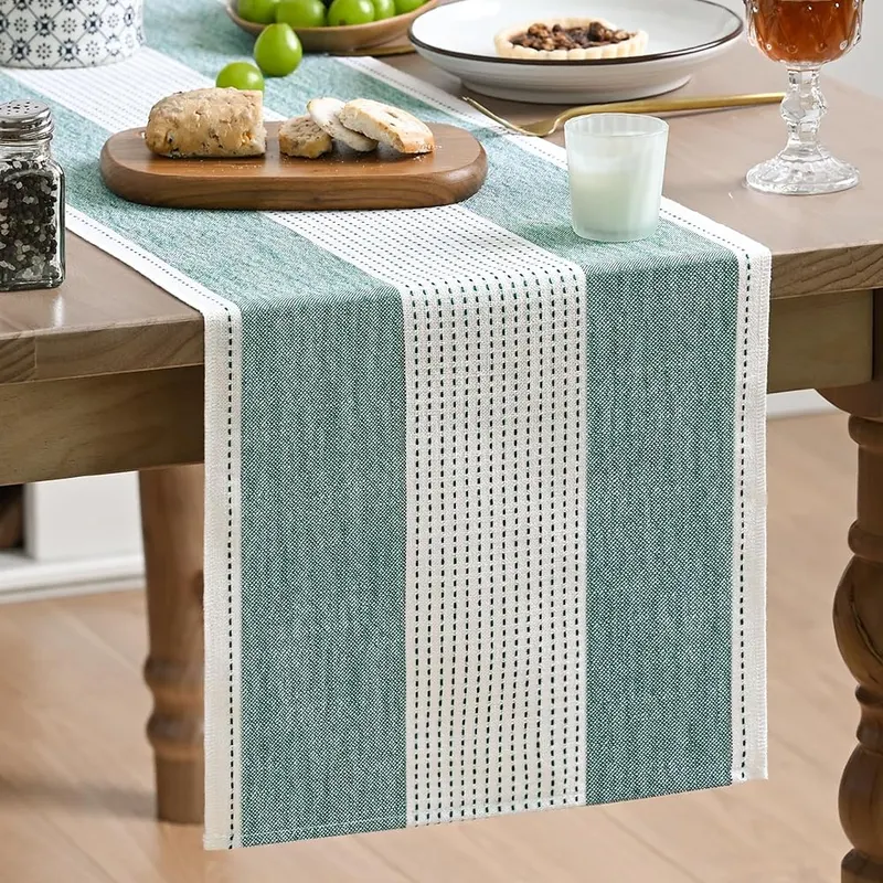 Artoid Mode Forest Green Farmhouse Rustic Table Runner in Forest Green