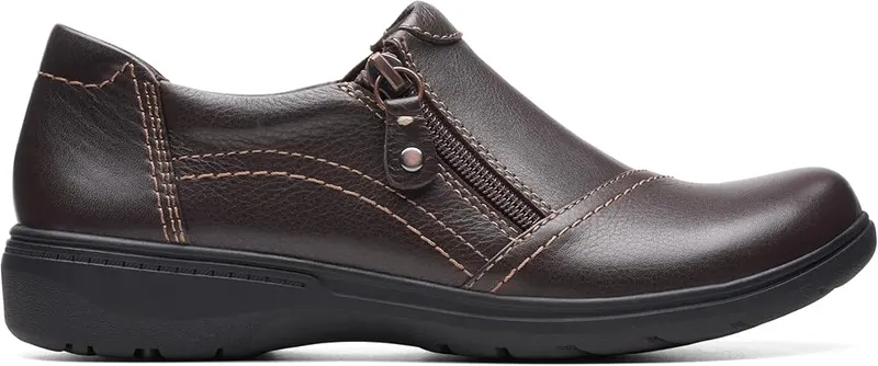 Clarks Brown’s Carleigh Ray Oxford Dark Brown – Keeping comfort at its core, our trusty everyday