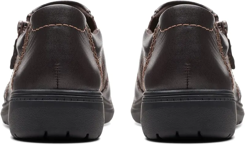 Clarks Brown’s Carleigh Ray Oxford Dark Brown – Flexible and grippy TPR (thermoplastic rubber) sole