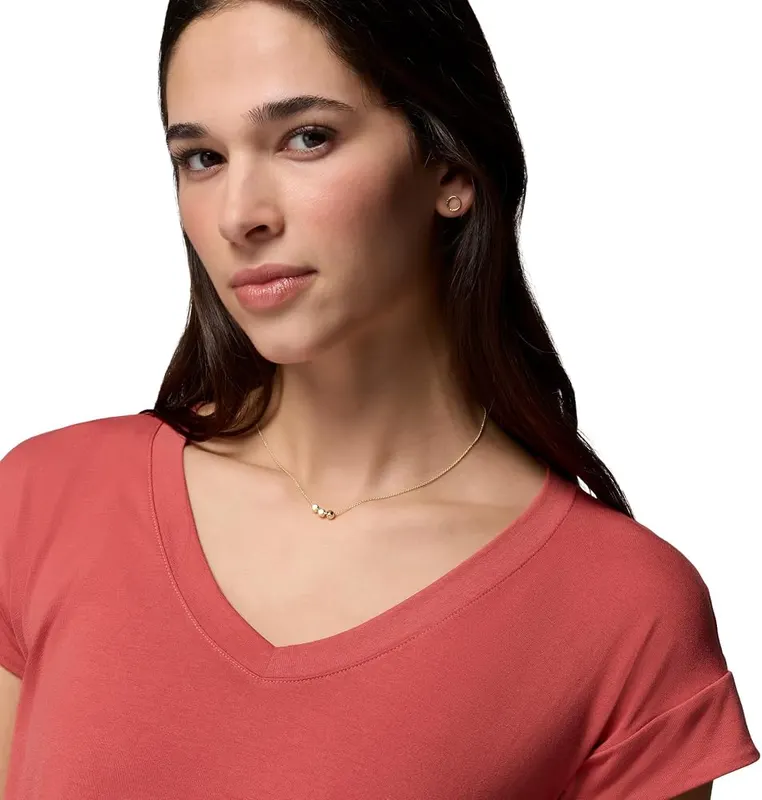 Columbia Women’s Daniela Falls V-Neck Short Sleeve Washed Red – product photo 4 of 6
