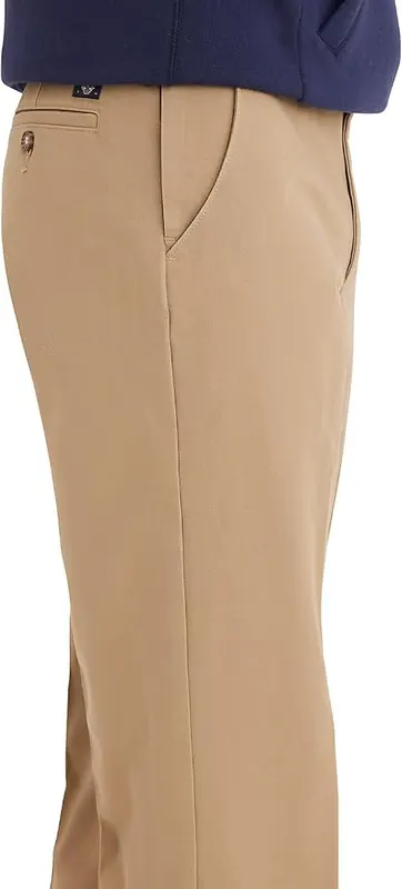 Dockers Men’s Classic Fit Workday Smart 360 – Flex Comfort Waistband with added stretch