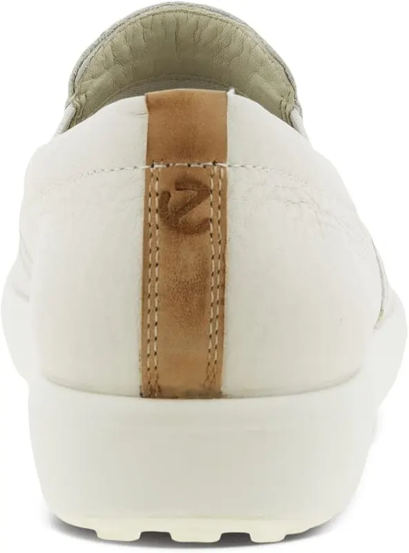 ECCO Soft 7 Casual Slip – Lined in high-end leather and textile with removable