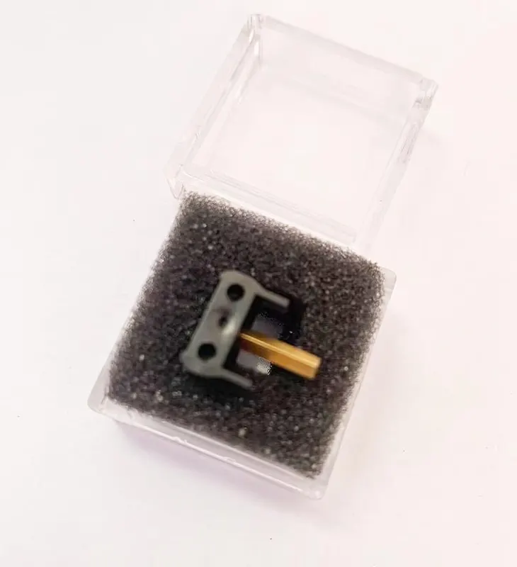 Generic Elliptical Diamond Replacement Stylus Needle – product photo 7 of 9