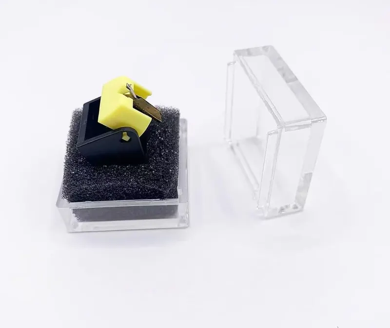 Generic One New Boxed Diamond Replacement Stylus