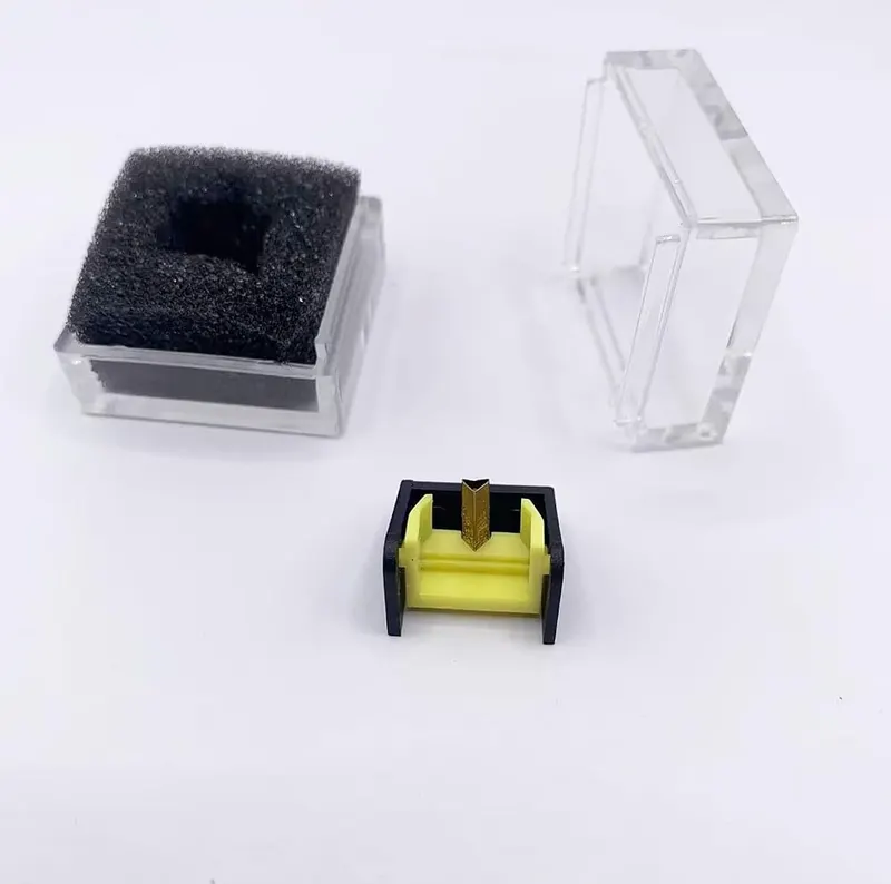Generic One New Boxed Diamond Replacement Stylus – product photo 7 of 9
