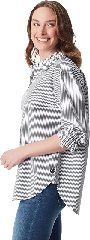 Gloria Vanderbilt Women’s Amanda Monogram Button Down Shirt – Versatility