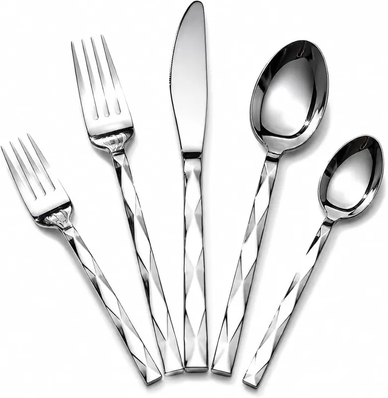 GPY 30-Piece 18/0 Silverware Set in Silver