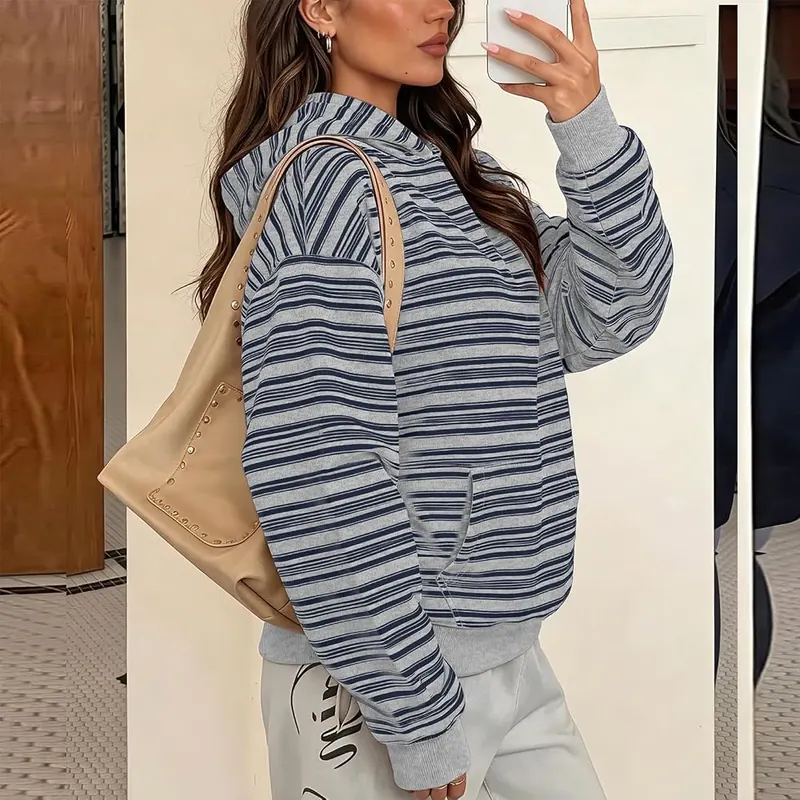 Gumipy Oversized Sweatshirt D003- Gray X-Large – Stylish bold striped pattern design