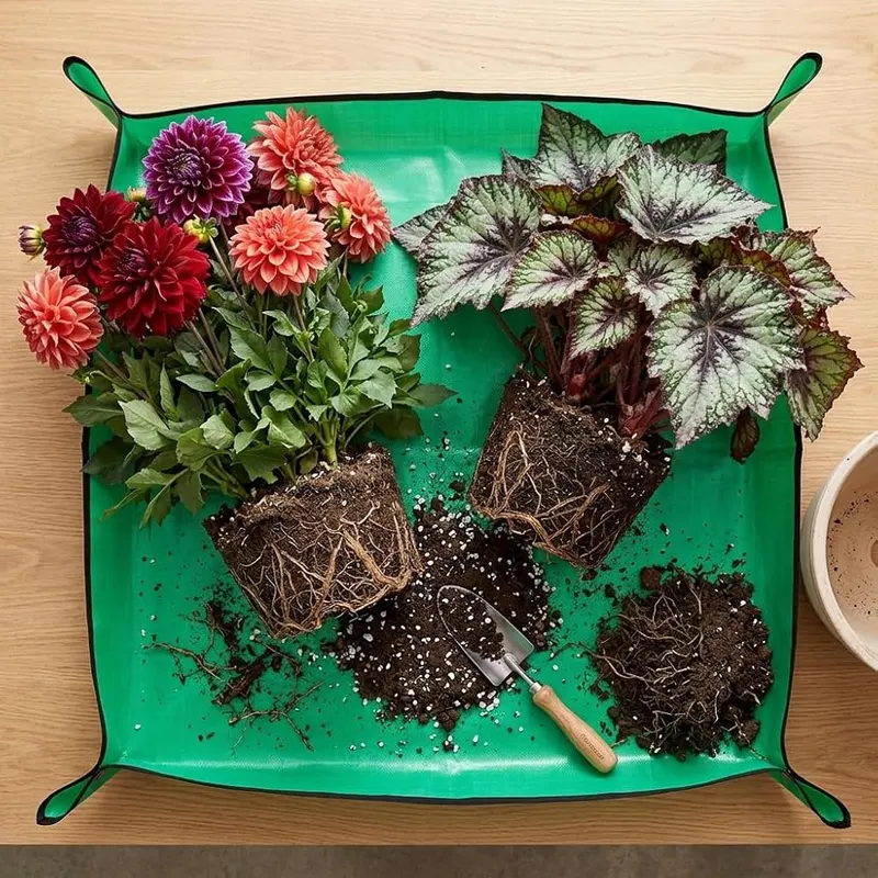 HEDGBOBO Thickened Waterproof Repotting Mat – product photo 3 of 6