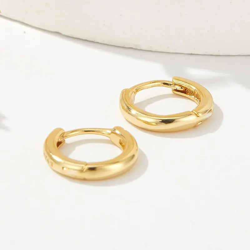 Jacruces Gold Earrings – Satisfactory Service