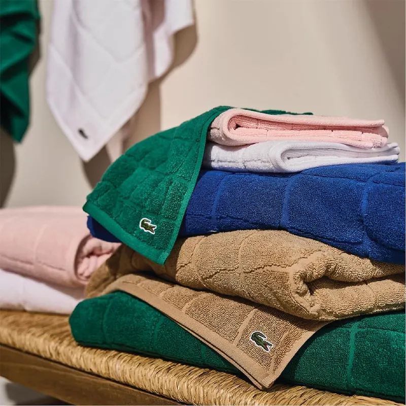 Lacoste Croc Scale 100% Cotton Bath Washcloths – product photo 7 of 9