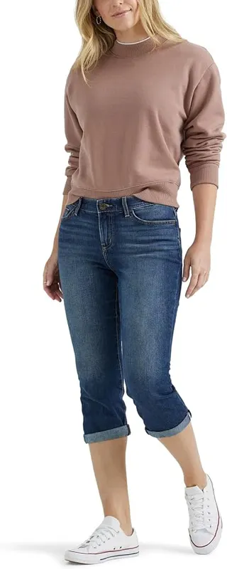 Lee Women’s Flex Motion Regular Fit 5 – Ability to roll and unrolled the bottom hem