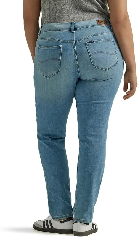 Lee Women’s Plus Size Legendary Mid Rise – Wardrobe Classic