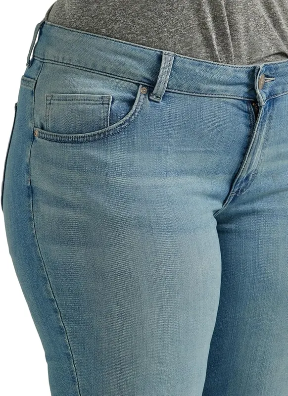 Lee Women’s Plus Size Legendary Mid Rise – Signature Look