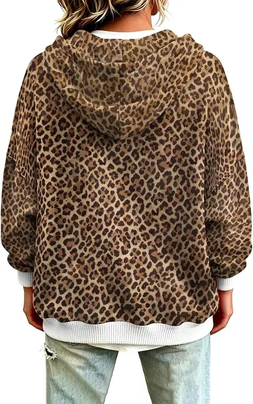 Leopard Hoodie – product photo 6 of 7