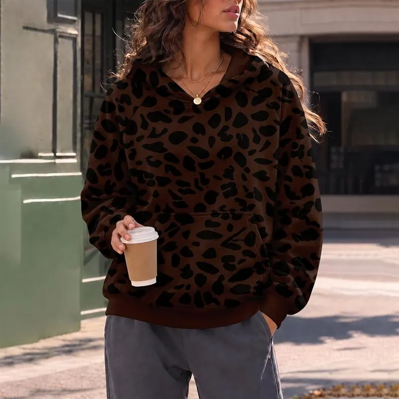 Leopard Hoodie – product photo 3 of 6