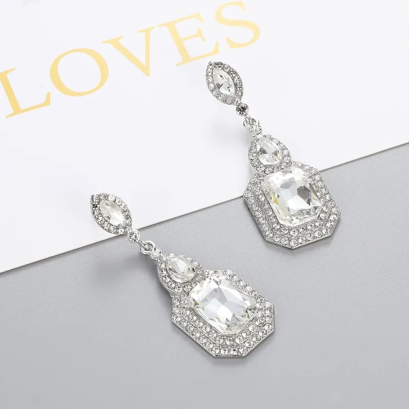 Moiegouct Rhinestone Earrings – product photo 7 of 9