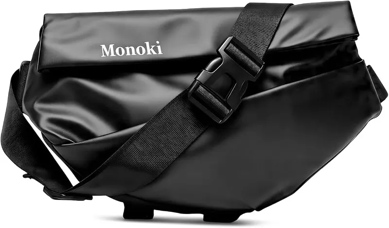 Monoki Sling Bag in Black