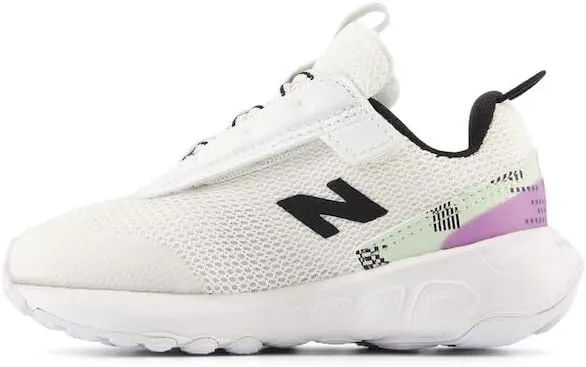New Balance Kid’s New-B 1440 V1 Hook – FuelCell midsole foam with approximately 3% bio-based content