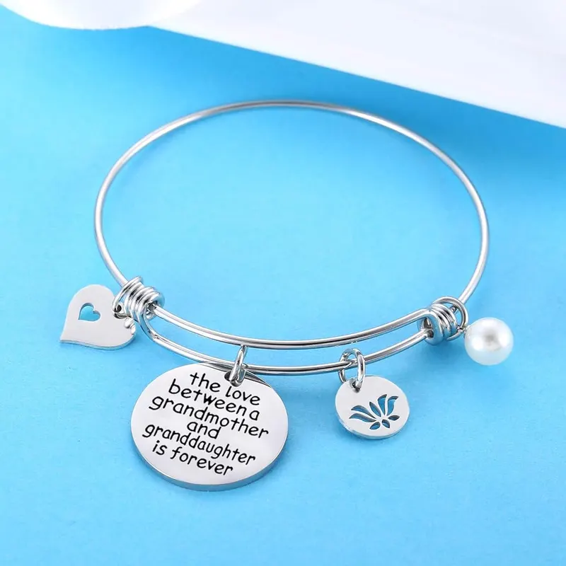 Nimteve Grandma Gifts The Love Between – Great gift to express your deep love