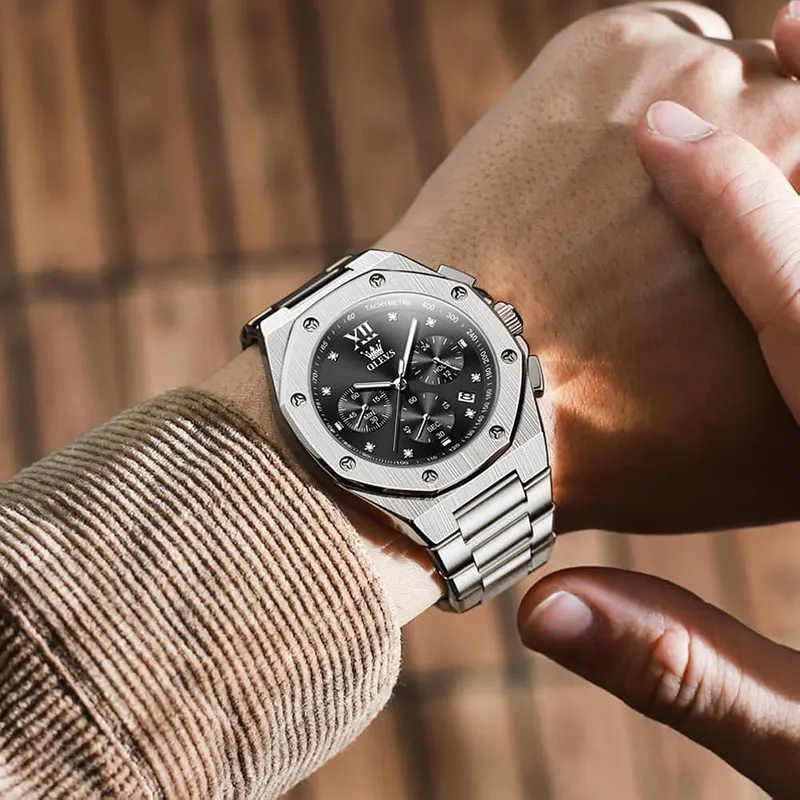 OLEVS Mens Silver Watch Multifunctional Chronograph Dial – Polished stainless steel bracelet
