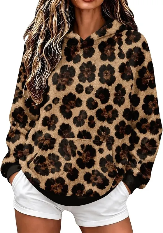 Oversized Leopard Hoodie – product photo 5 of 6
