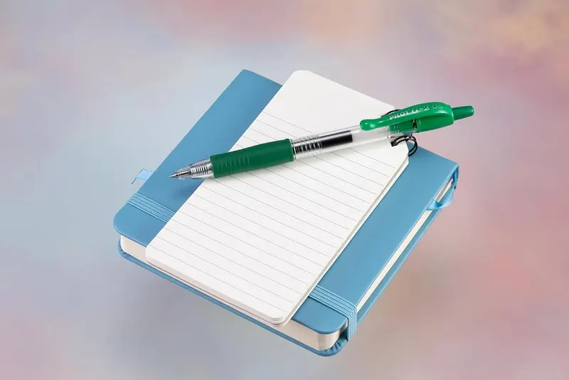 PILOT G2 Premium Retractable Rolling Ball Green – product photo 5 of 5