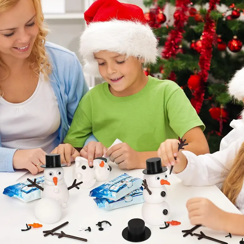 RoseFog 4 Pack Christmas Crafts – Lightweight, malleable clay