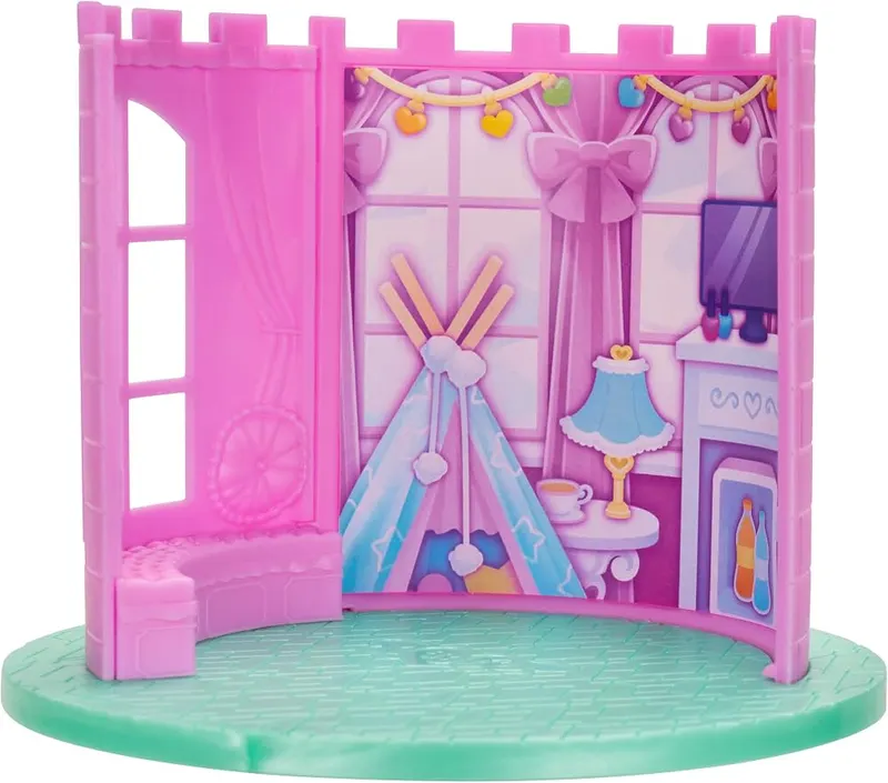 Royale High Dorm Room Playset – product photo 7 of 7