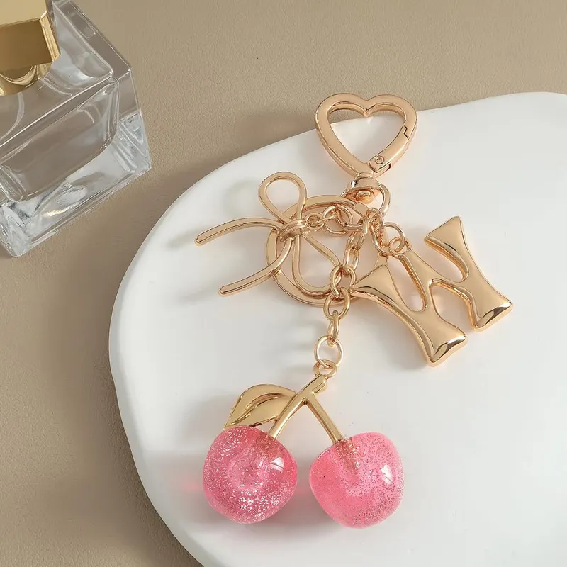 Snycler Bubble Initial Keychain – Skin-Friendly Gold Plated Material