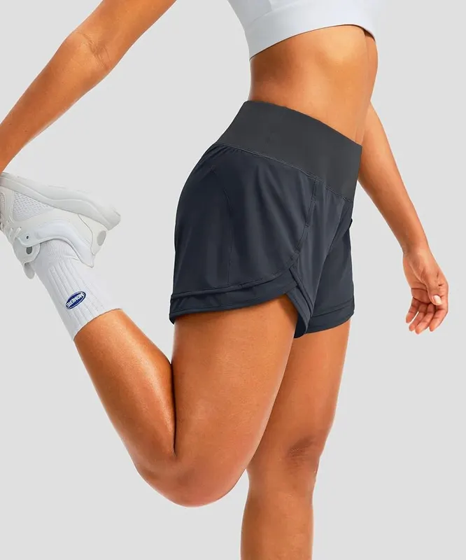 Soothfeel Women’s 3″ Athletic Running Shorts – Zipper pockets for small essentials
