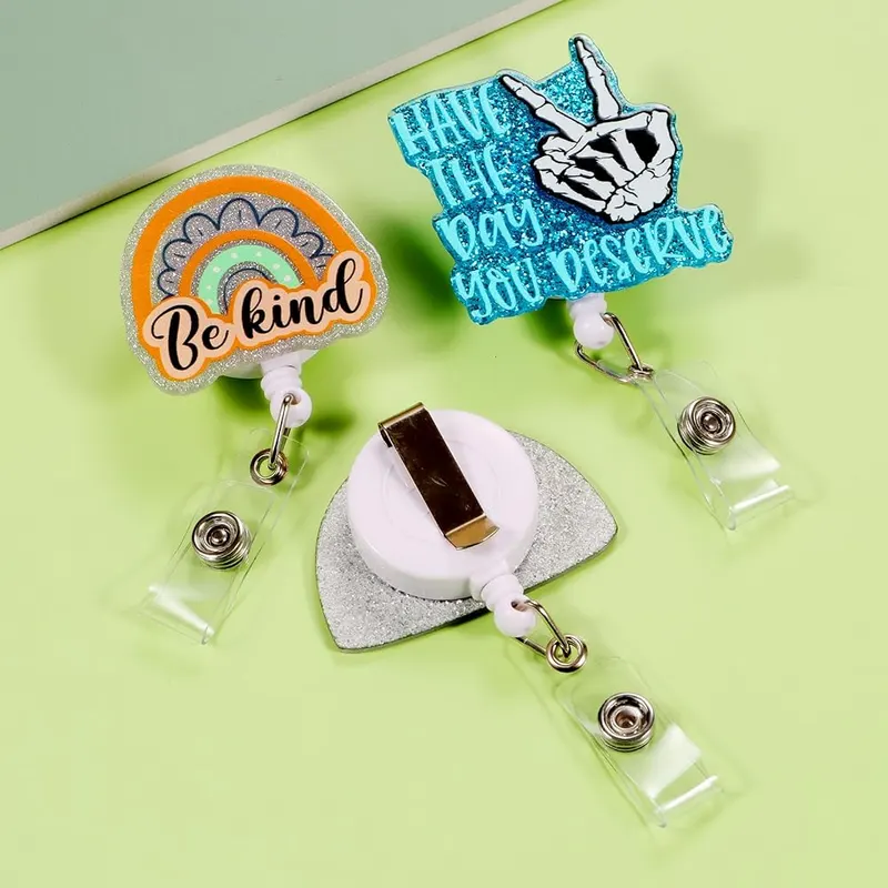 SYNLIN Cute Badge Reels Retractable ID Badge – product photo 5 of 8