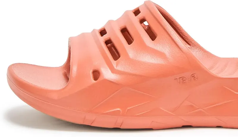 Teva UNISEX APRETRAIL SLIDE – Rubberized pods on the outsole for grippy traction