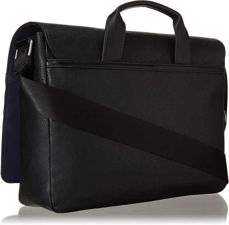Tommy Hilfiger Men’s Leo Messenger Bag – This Tommy Hilfiger Messenger Bag for men is