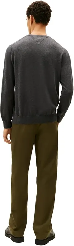 Tommy Hilfiger Men’s Sweater – A Wardrobe Staple
