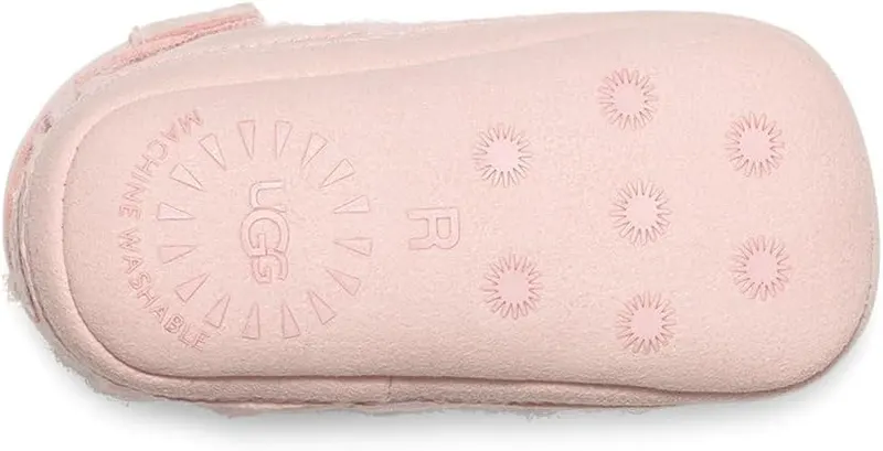 UGG Unisex-Baby Skylar Slipper – Hook-and-loop closure