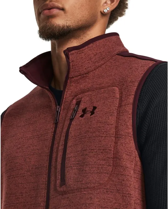 Under Armour Mens Specialist Vest – Secure, zip hand & chest pockets