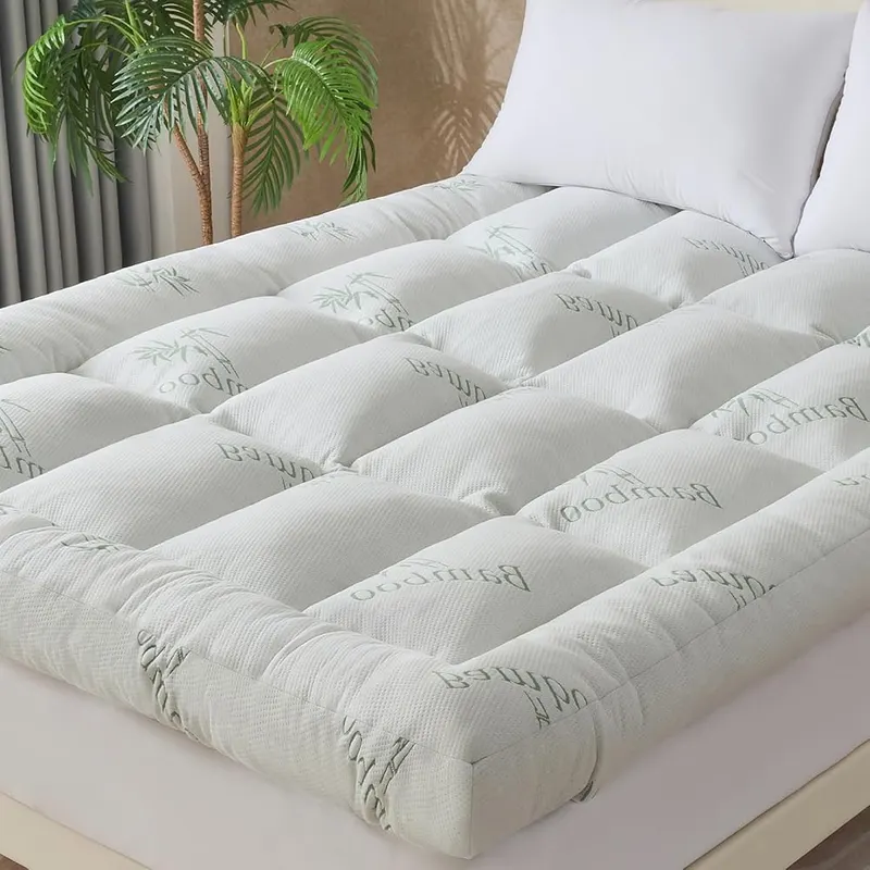 WhatsBedding 5 Inch Memory Foam Mattress Topper 8-18in in Bamboo(5in)