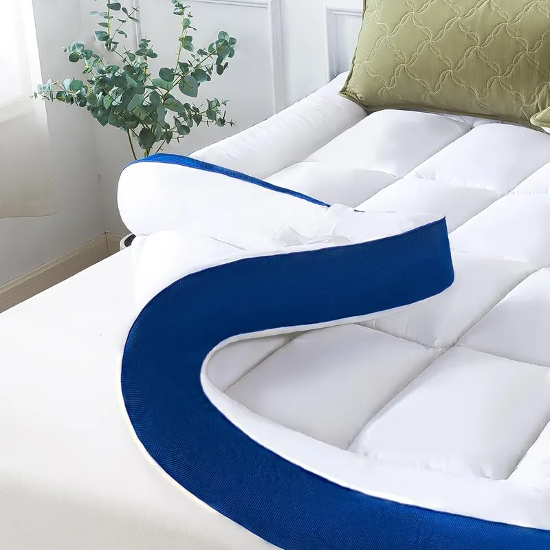 WhatsBedding 5 Inch Memory Foam Queen Mattress in White